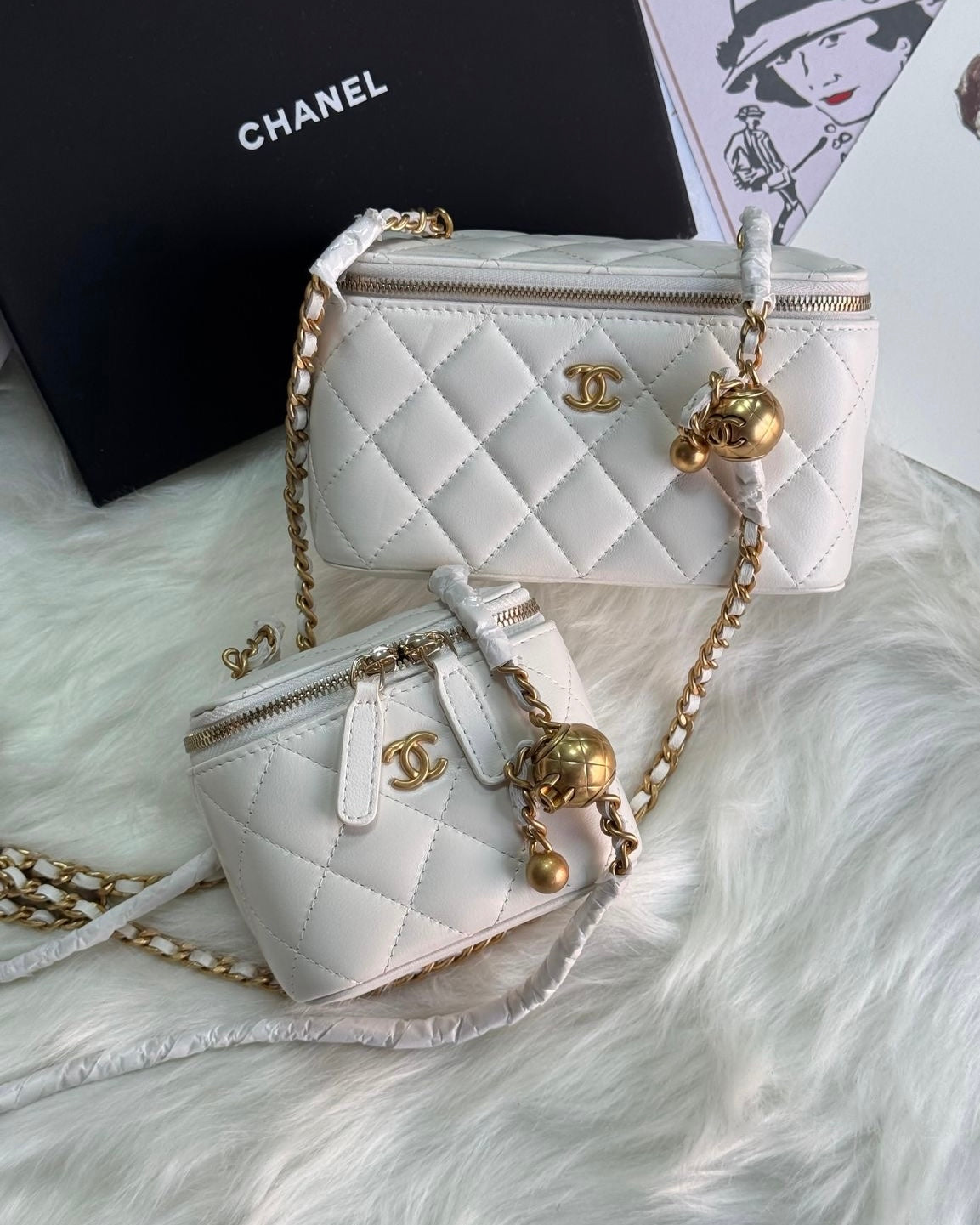 White Quilted Gold Chain Box Bag