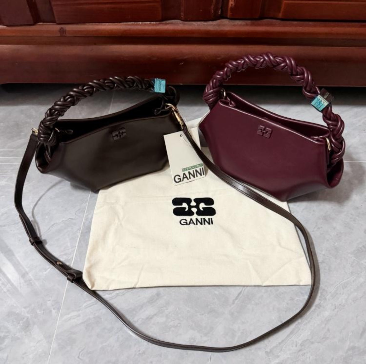Crossbody Rope Handle Leather Handbag