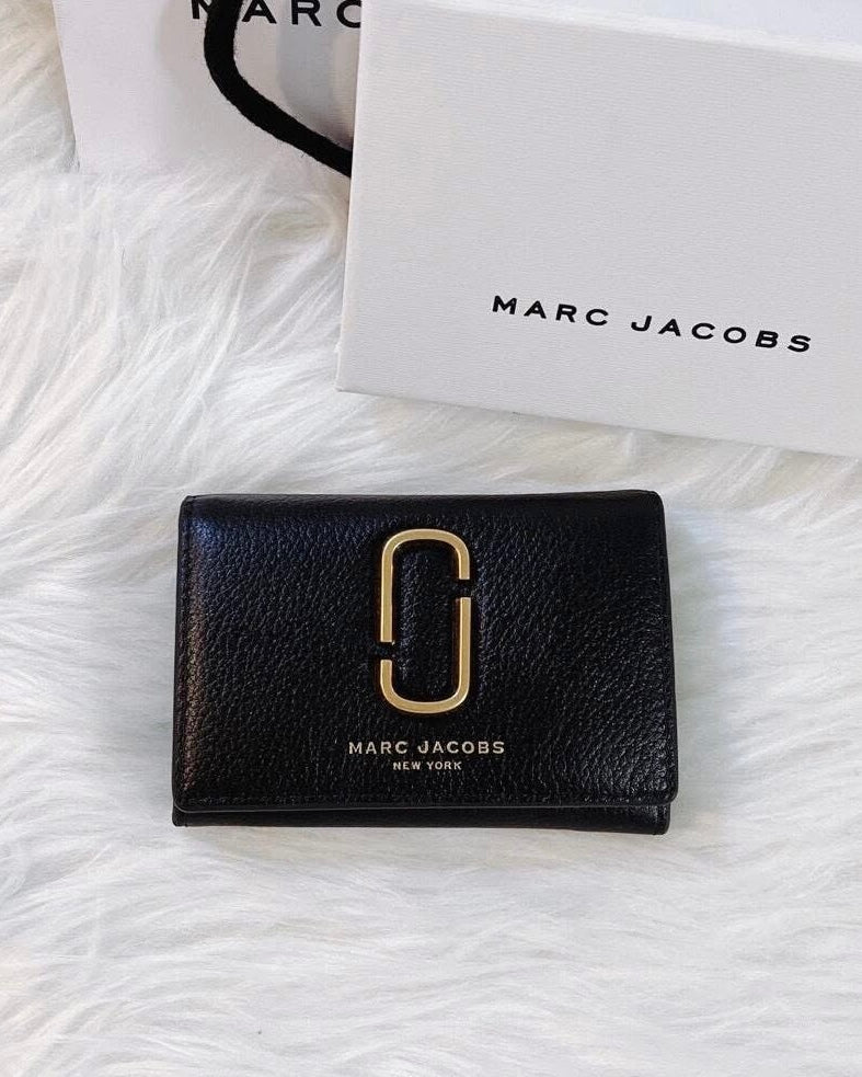 Black Leather Gold O Detail Flap Wallet