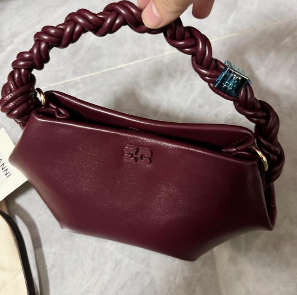 Crossbody Rope Handle Leather Handbag