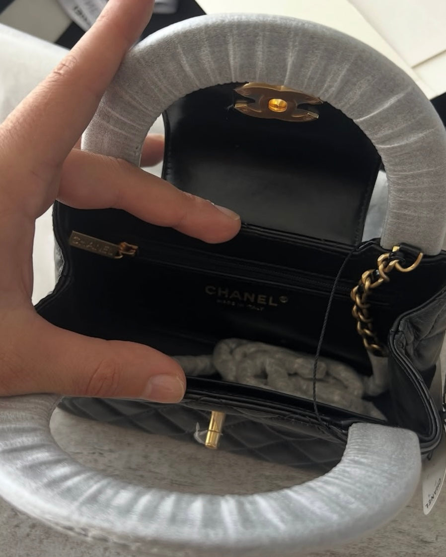 Black Mini Shopping Bag with Chain Strap