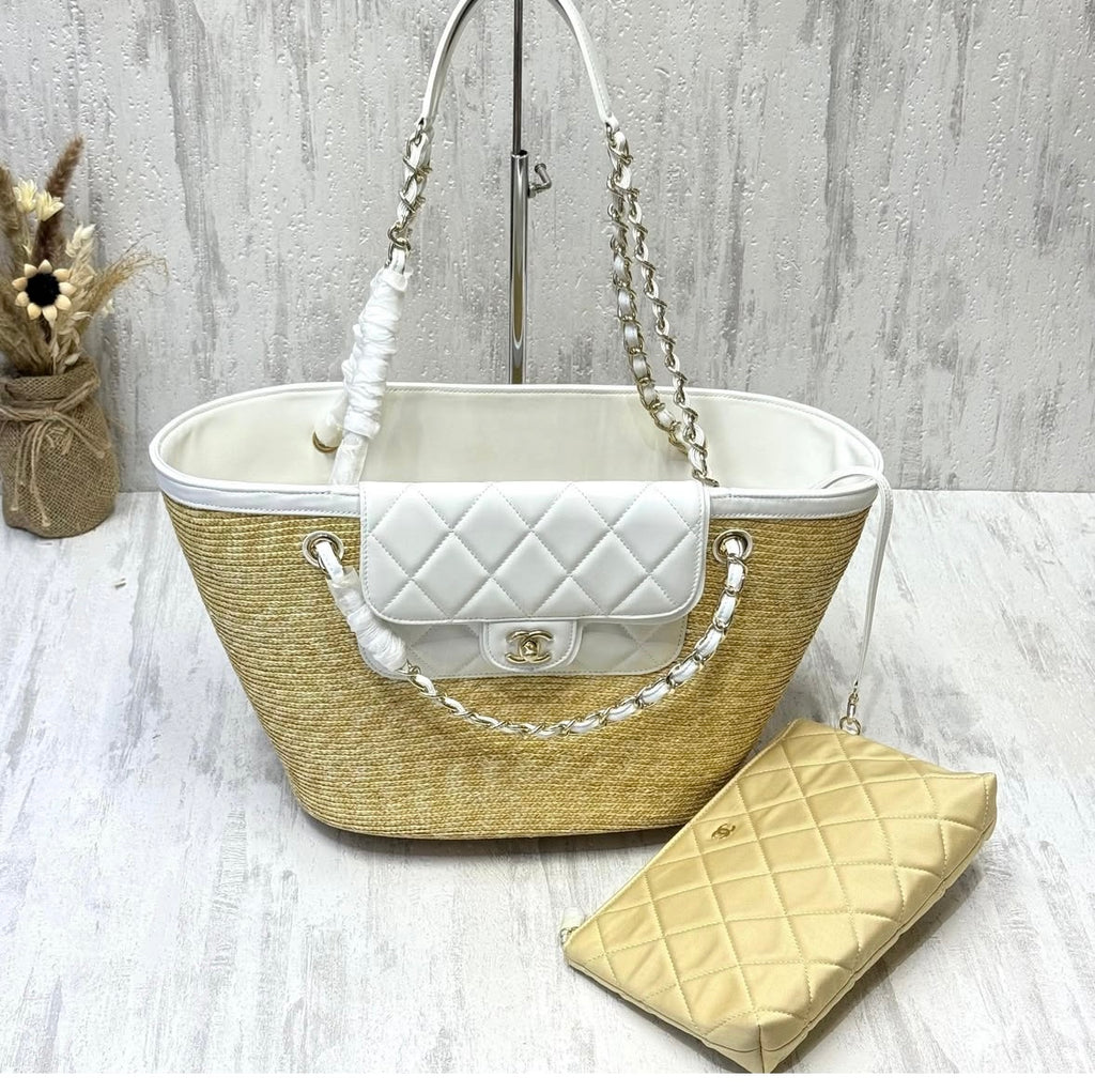 CC Woven Bucket Beach Bag & Wallet