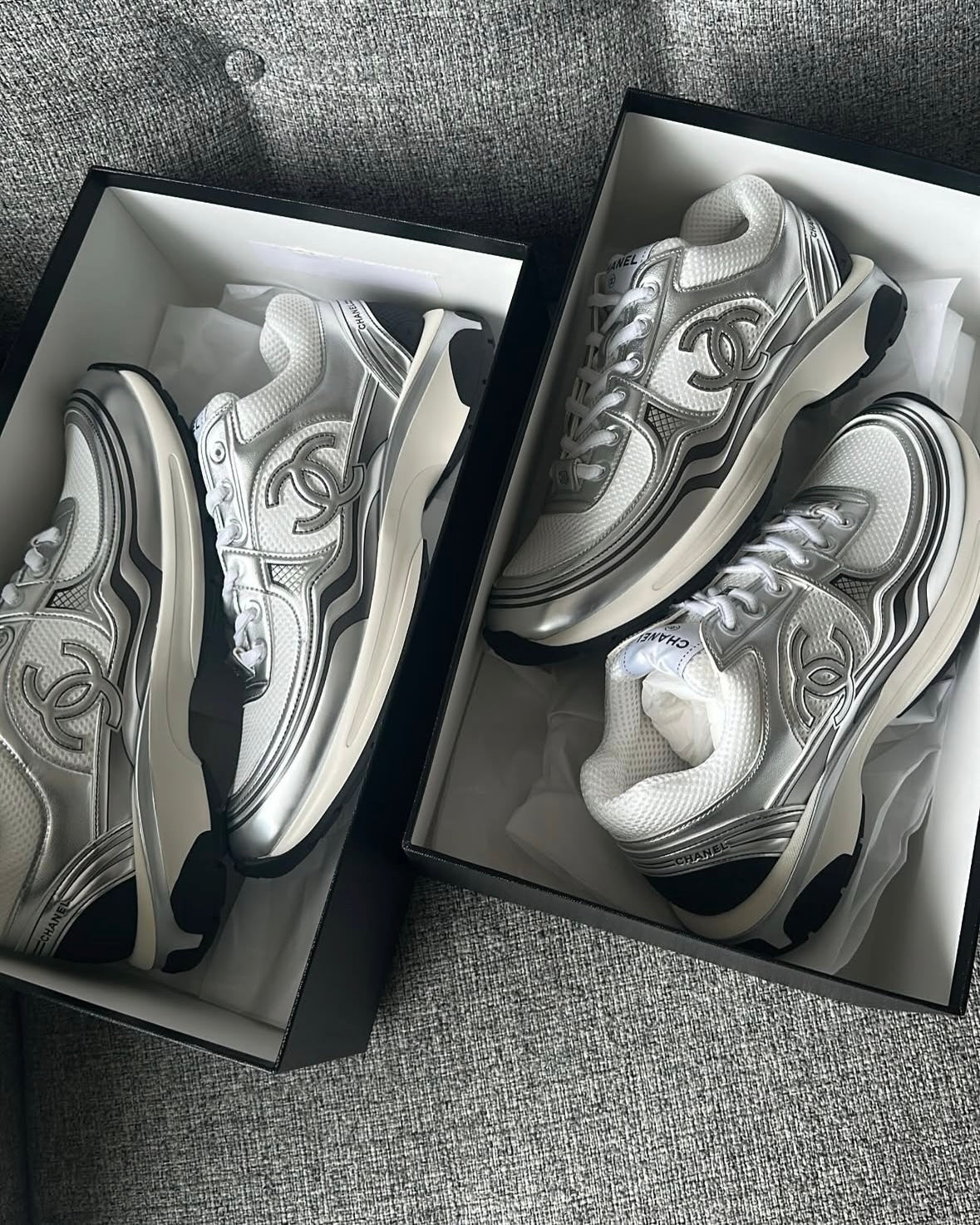 White & Silver Runner Trainers