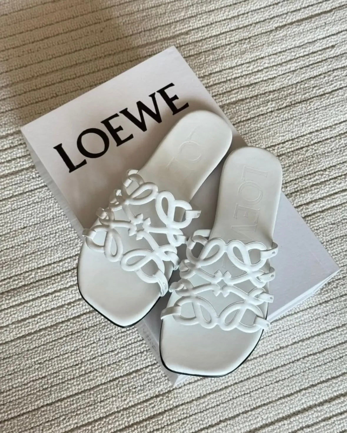 Swirl White Sandals