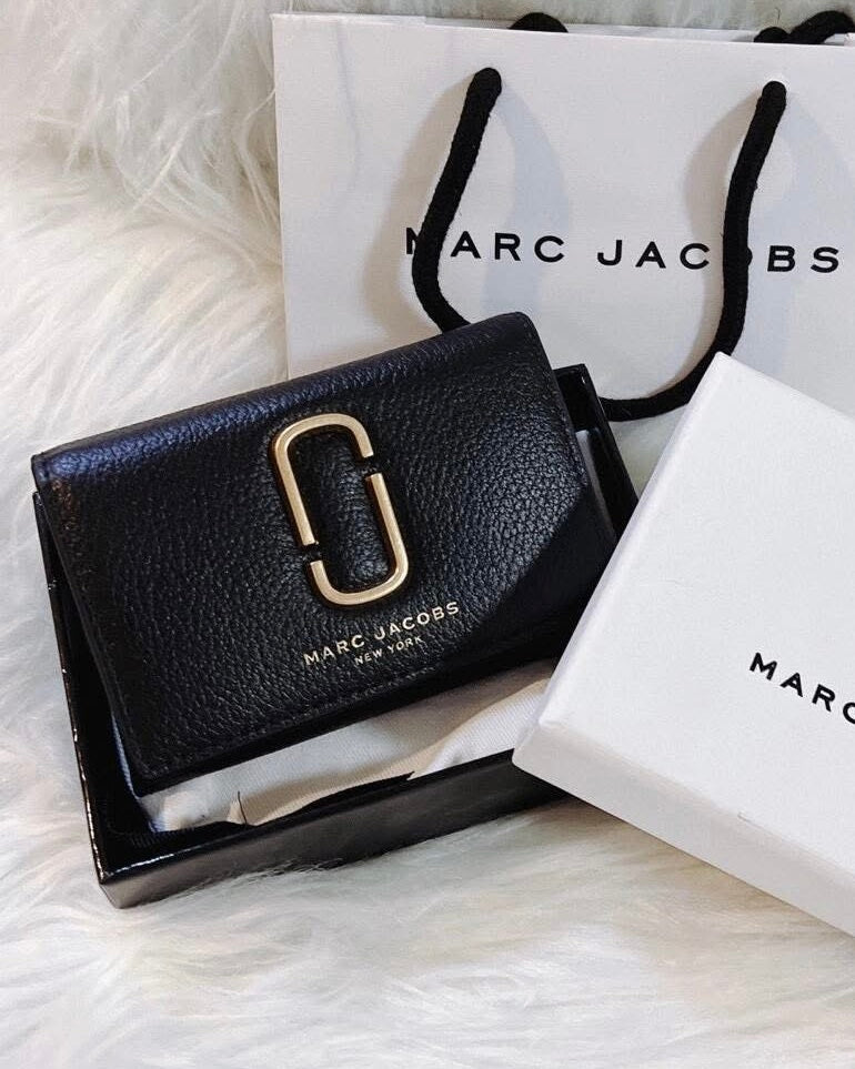 Black Leather Gold O Detail Flap Wallet