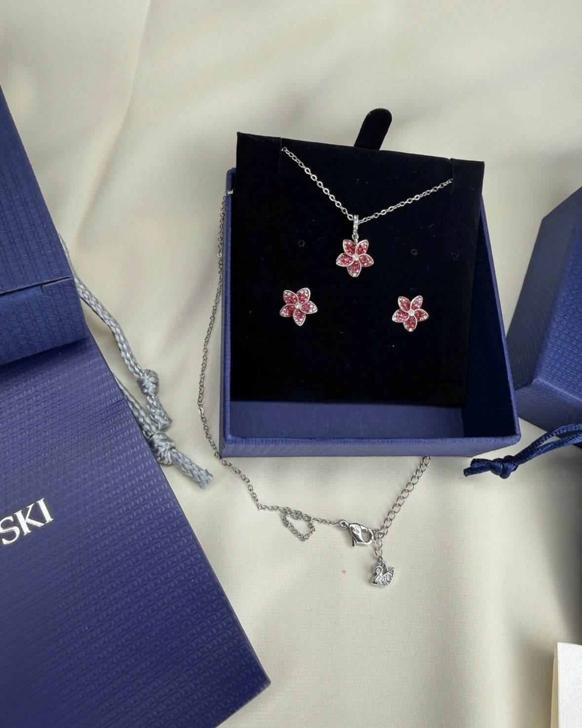 Pink Flower Necklace & Earrings Set