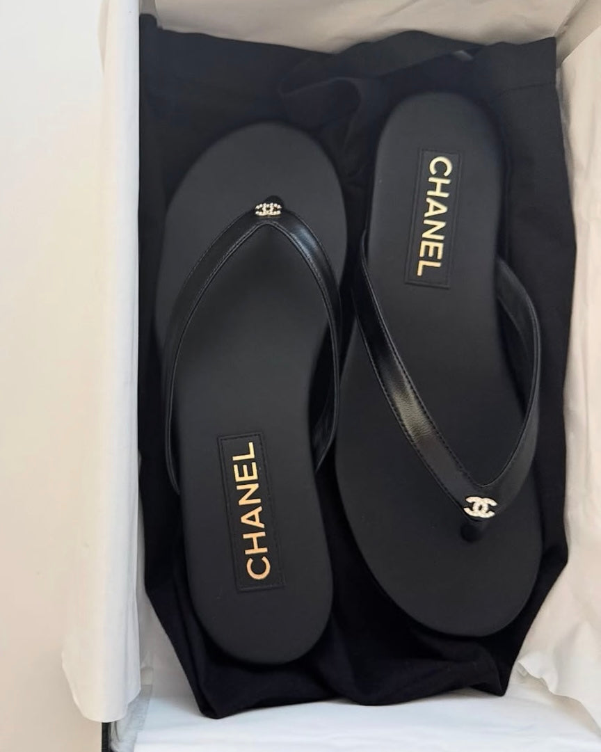 Rhinestone CC Black Flip Flops