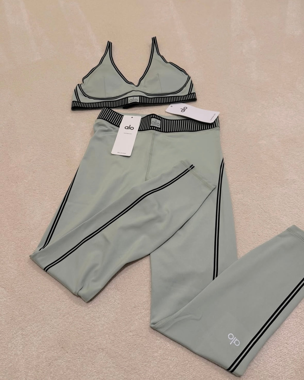 Sage Green AirLift Yoga Gym Set